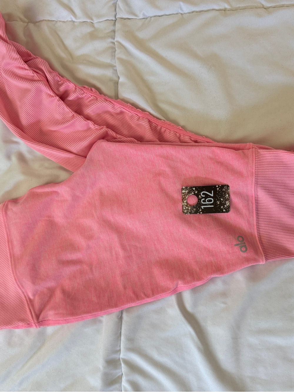 162 ALO Yoga High-Waist Goddess Leggings